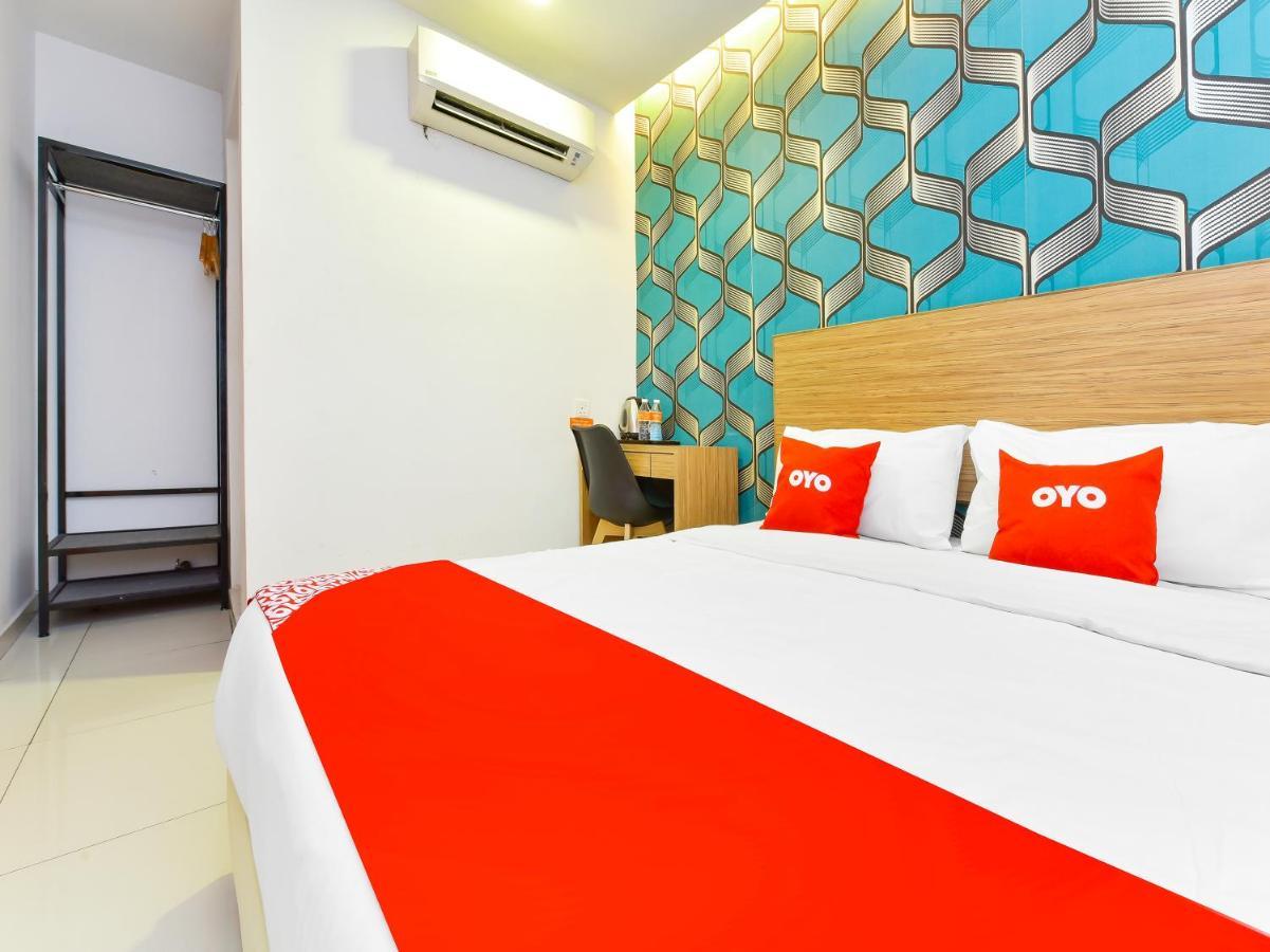 Oyo 90511 Sovotel Kota Damansara 38A Экстерьер фото