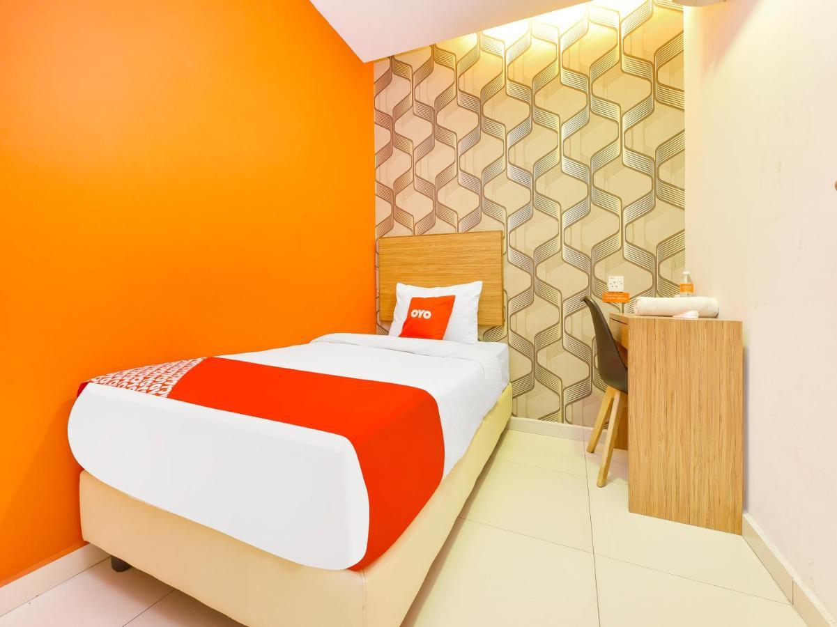 Oyo 90511 Sovotel Kota Damansara 38A Экстерьер фото